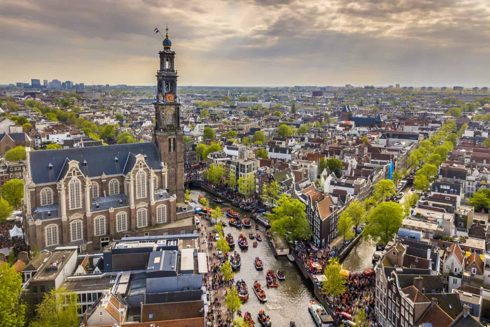 Best Area to Stay in Amsterdam