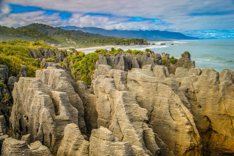 things to do in New Zealand - Punakaiki Rocks